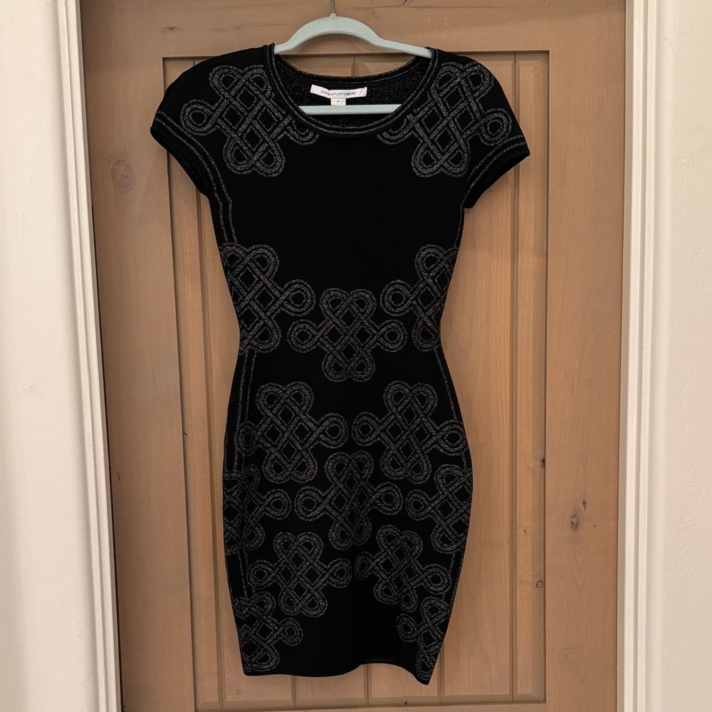 EUC Diane Von Furstenberg Bodycon Black Silver dress